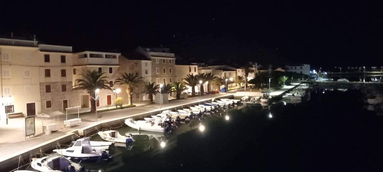 4Rest Vila Pag Town Exterior photo